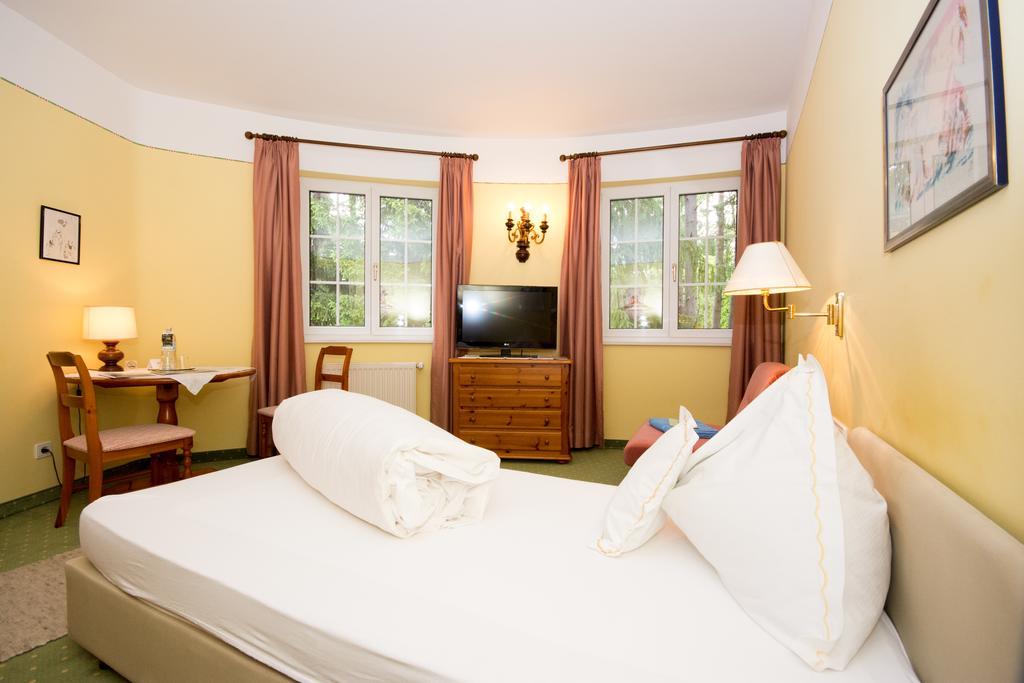 Hotel Villa Rainer Pörtschach am Wörthersee Esterno foto